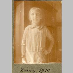 Emmy Freitag um 1913.JPG